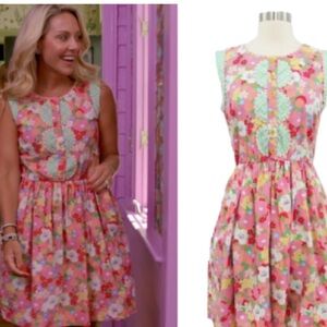 Femme Pink Sleeveless Dress medium Matilda Jane fit and flare